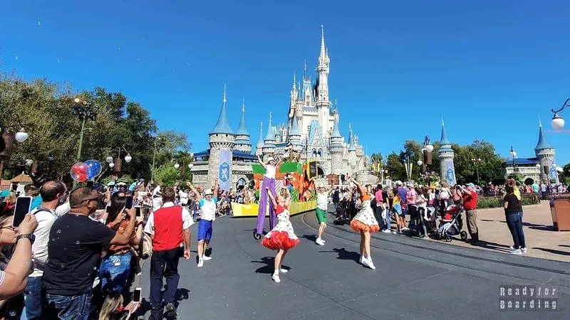 Disney złota kolekcja bajek – odkryj, ile tomów wartuje na twojej półce!